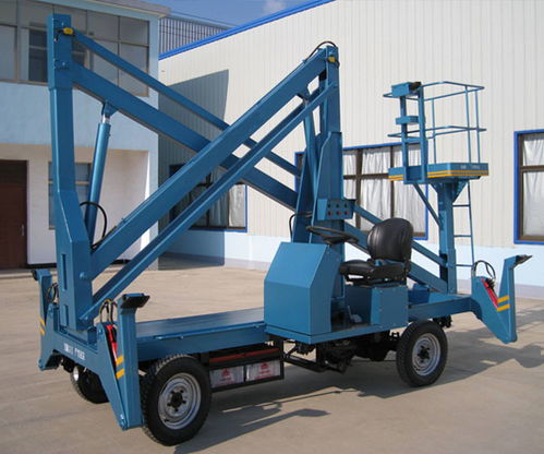 高空作業(yè)車出租價格與誠信企業(yè)推薦 山東明通起重運輸隨車吊服務(wù)